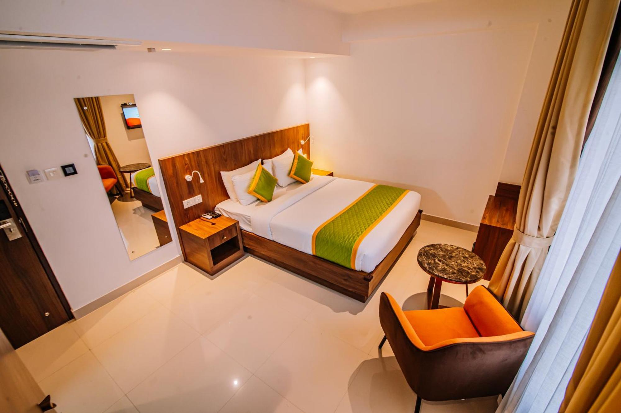 Hotel Seven Lights Kochi Exterior foto